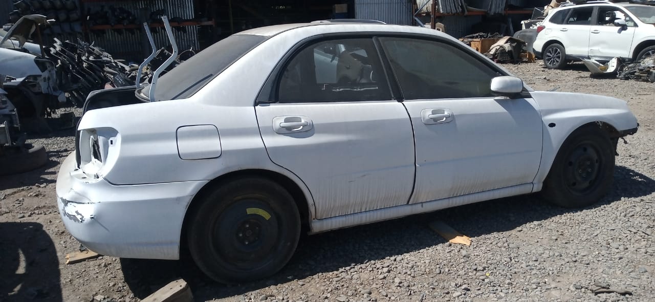 CREMALLERA DE DIRECCIóN Subaru IMPREZA 2006  USADA  EN DESARME